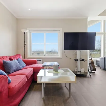 Feriehus Urban Comfort. 3br. Stunning View.free Parking *