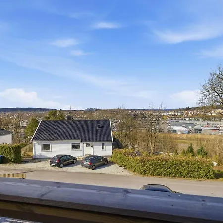 Urban Comfort. 3br. Stunning View.free Parking